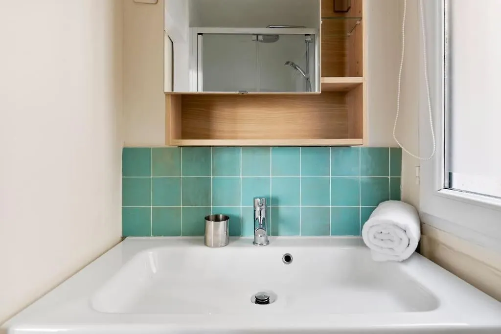 Grand Appartement Lumineux Pour 2 Personnes 파리 0*,  프랑스